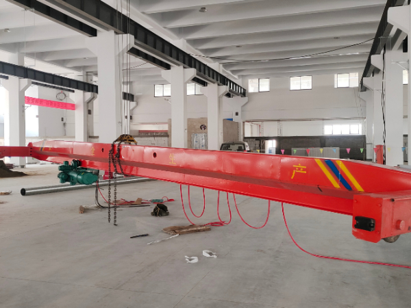 單梁行車接線圖更新后，如何確保現(xiàn)場操作人員知曉？接線圖更新與操作人員培訓策略